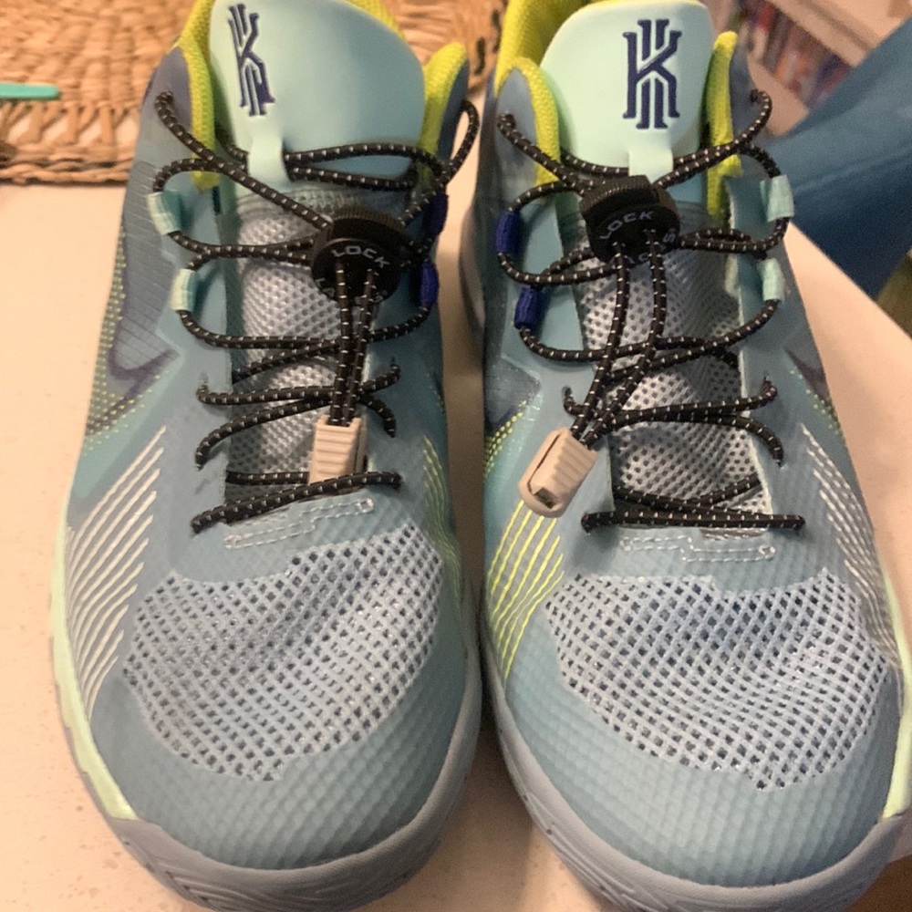 Kid shoe